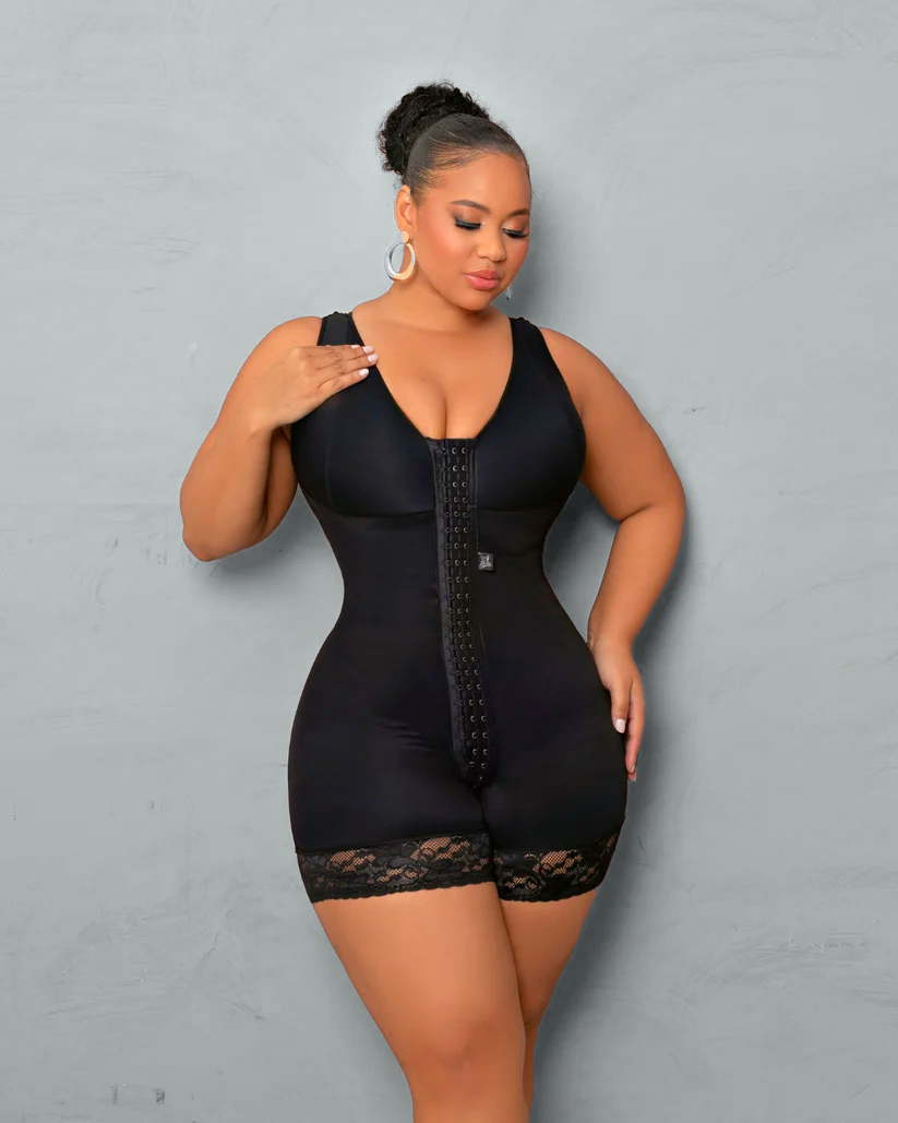 Macacão Charlote Alça Larga