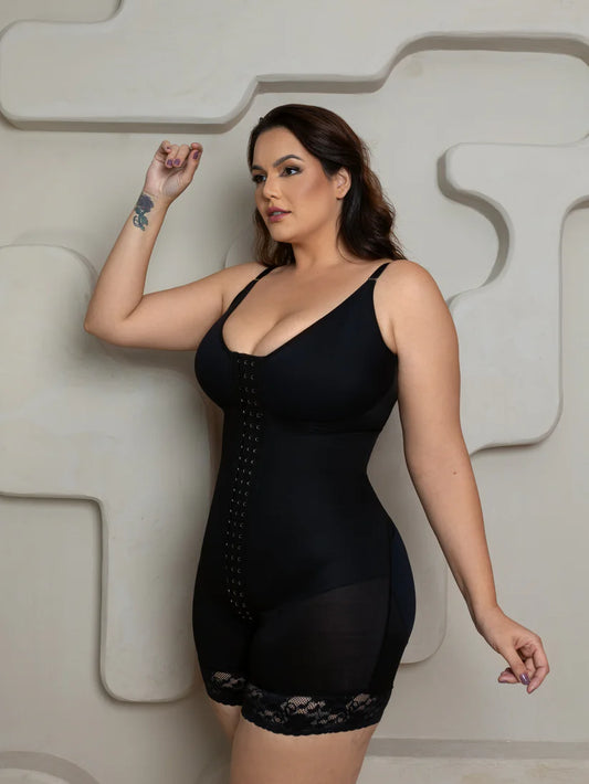 Macacão Charlote Alça Fina